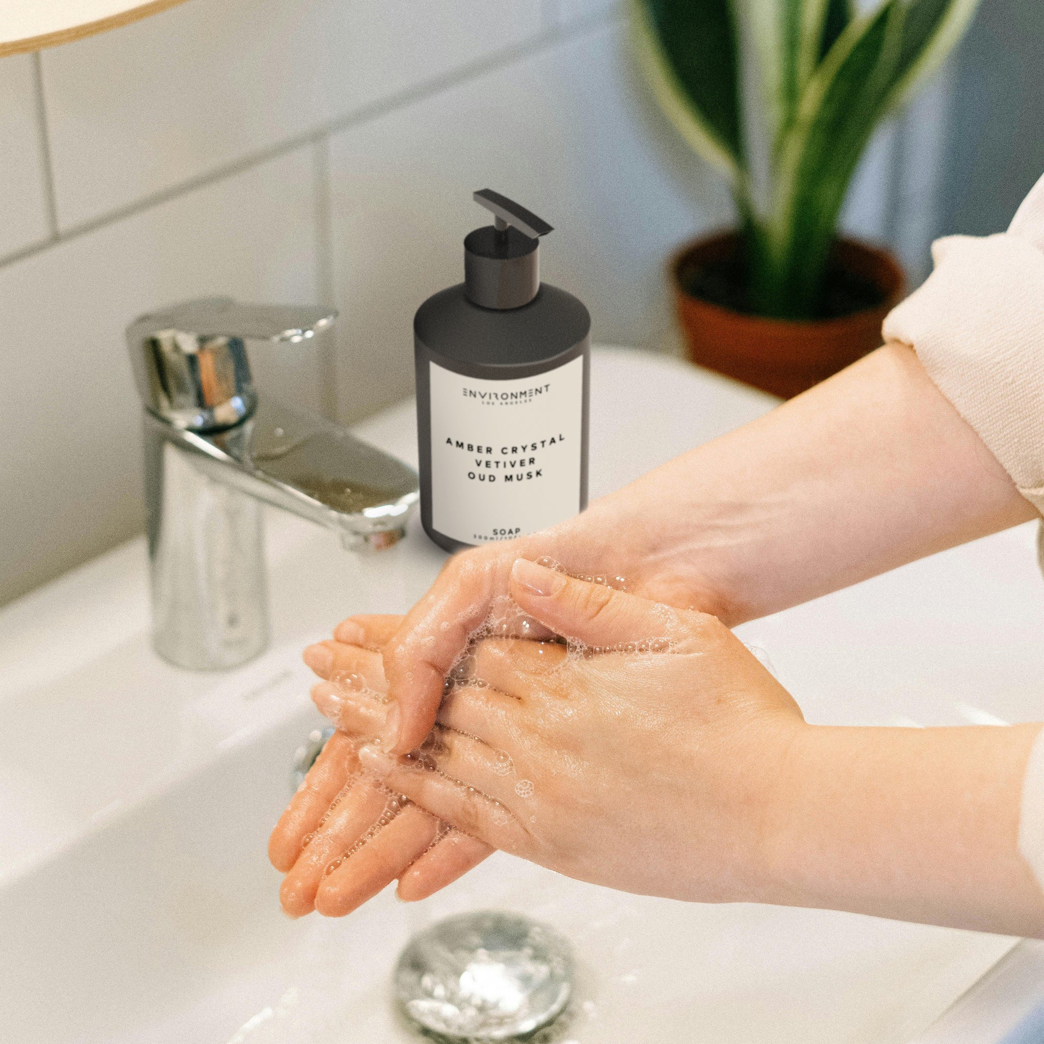 Amber Crystal | Vetiver | Oud Musk Hand Soap (Inspired by Baccarat Rouge 540®)