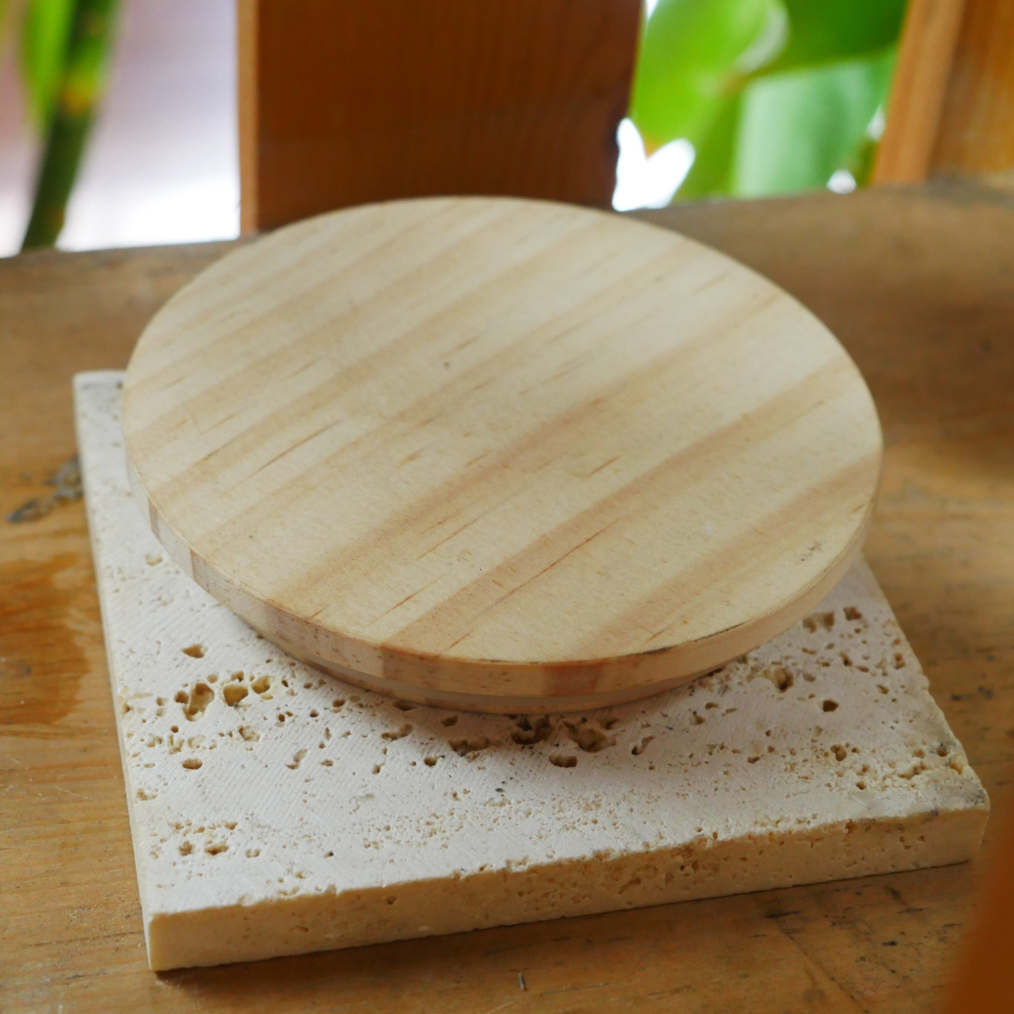 4" Heavy Rocks Candle Jar Lids (Wood Lid with Silicone)